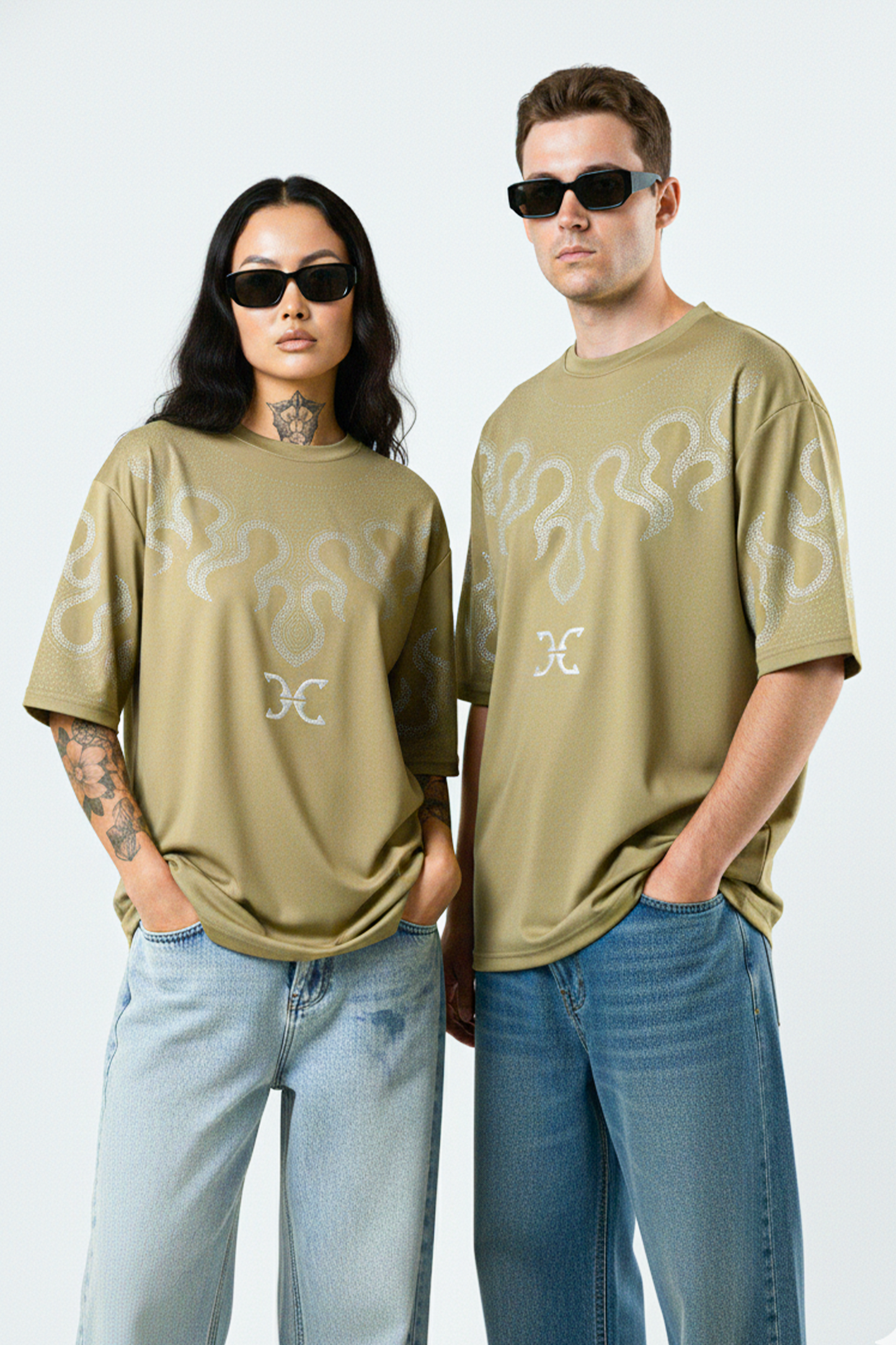DC Waveform tee